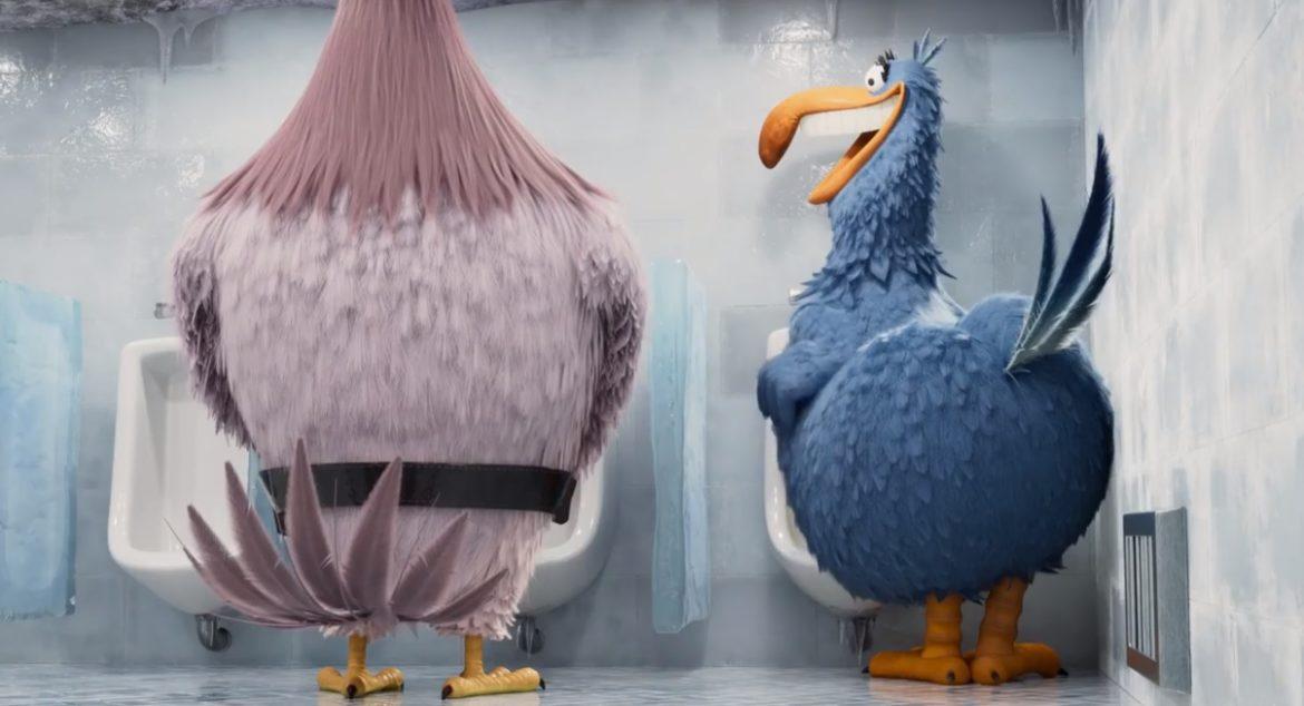 Fate attenzione in bagno nella clip di Angry Birds 2 in italiano