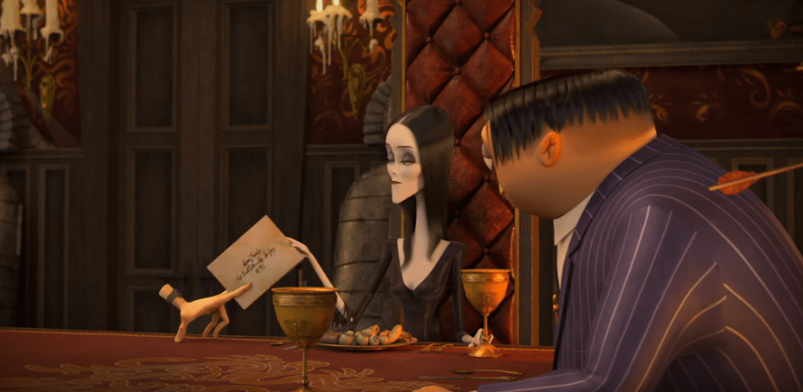 La famiglia Addams a cena nella prima clip in inglese dal film animato