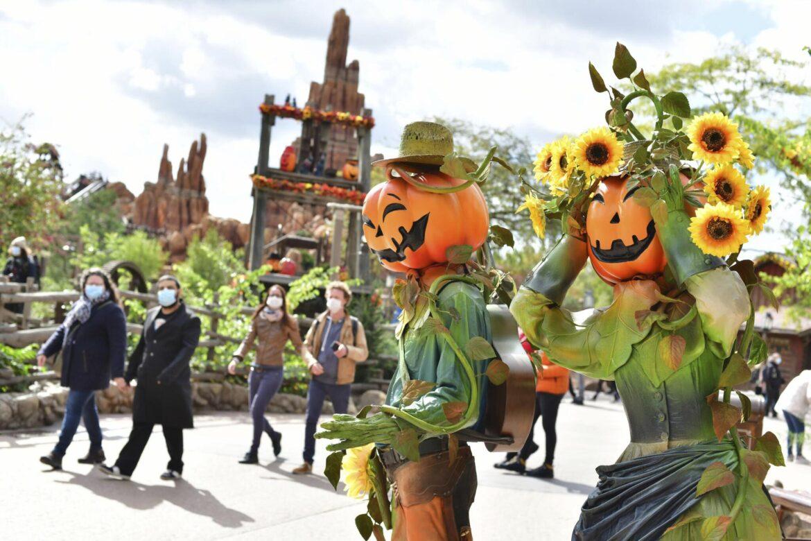 Disneyland Paris, tornano le magiche stagioni di Halloween e Natale