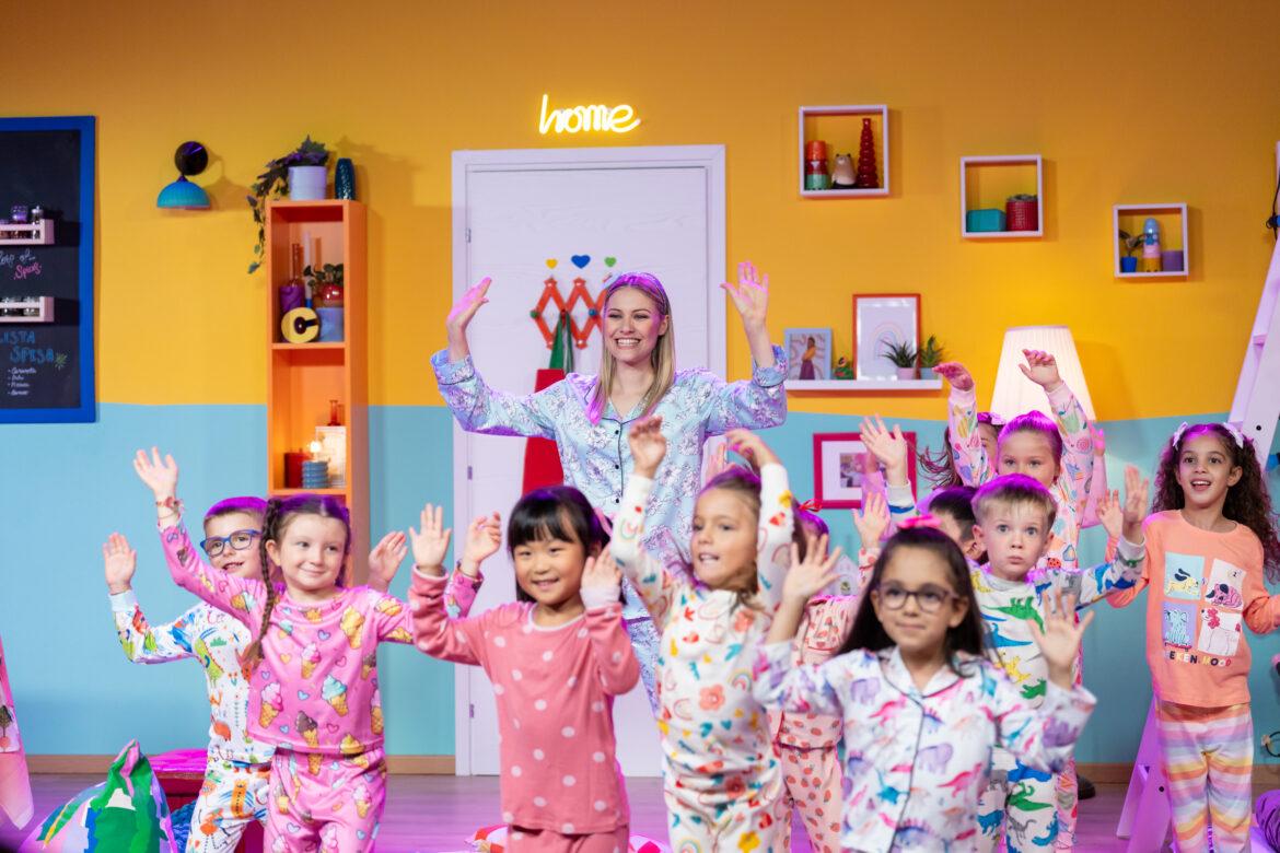 A febbraio arriva al cinema un Pigiama Party con Carolina Benvenga