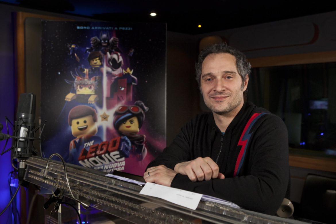 Claudio Santamaria doppierà nuovamente Batman in The LEGO Movie 2: Una Nuova Avventura