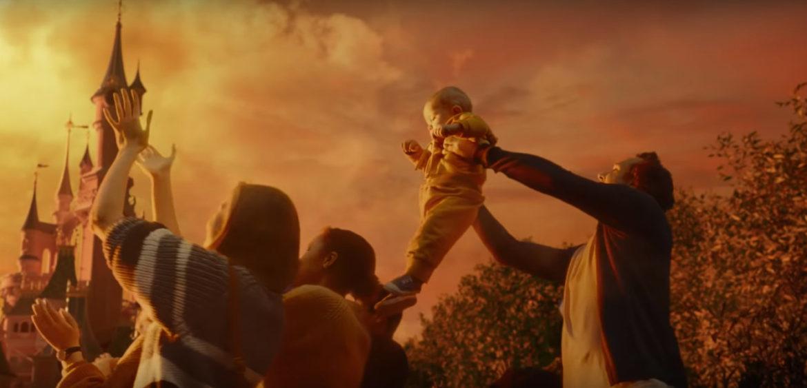 Il trailer del Festival del Re Leone di Disneyland Paris sulle note de Il Cerchio della Vita