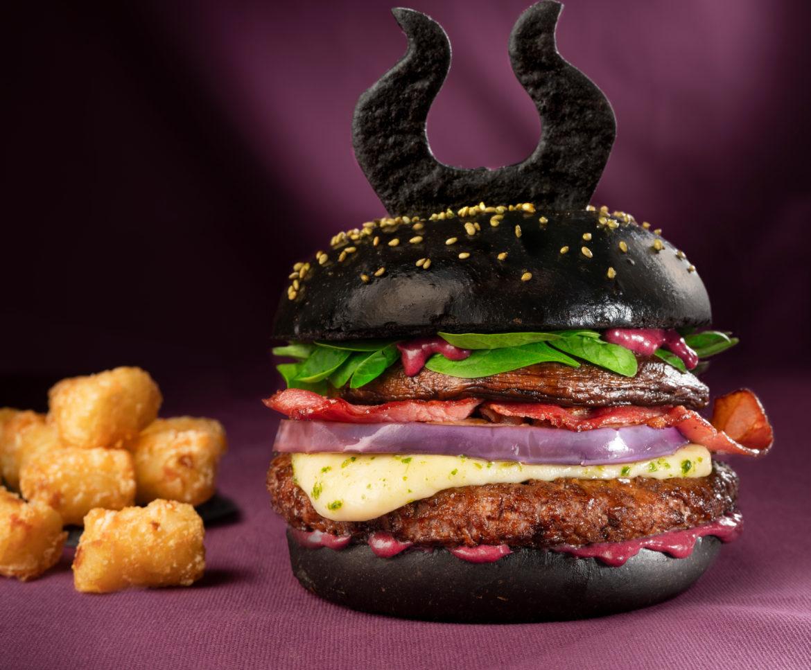 Il burger di Malefica e altre prelibatezze di Halloween a Disneyland Paris