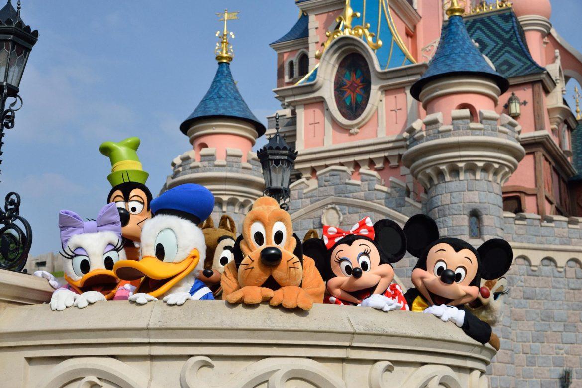 Disneyland Paris è ora chiuso a tempo indeterminato