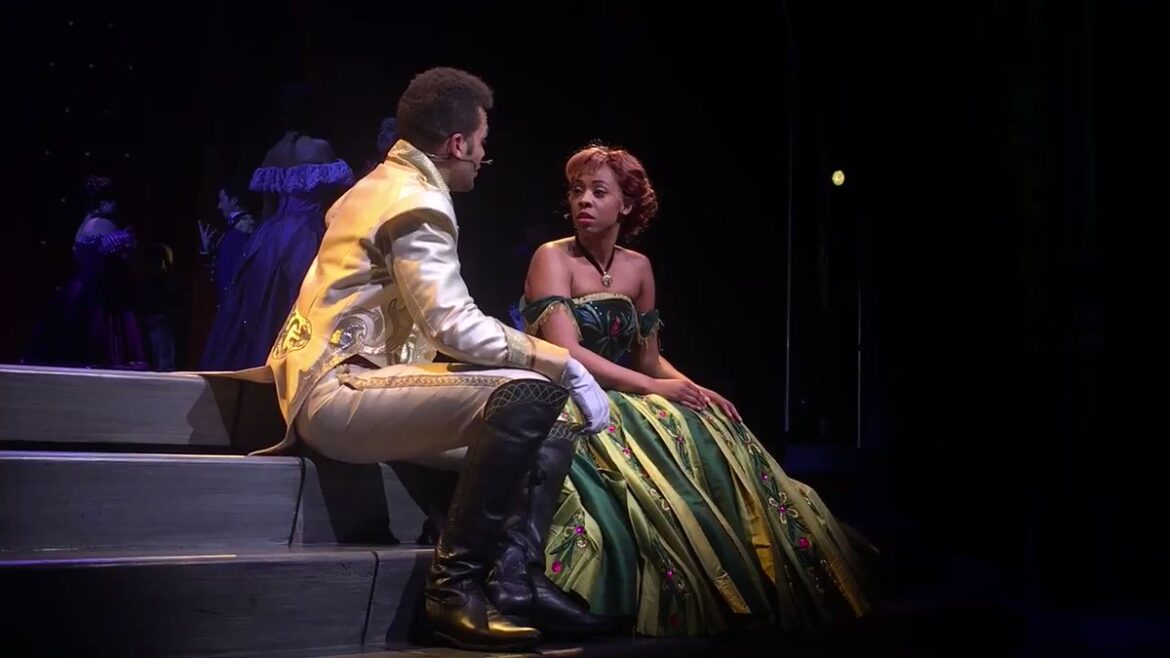 Disney, un attore nero del musical di Frozen denuncia: “È stato un inferno”