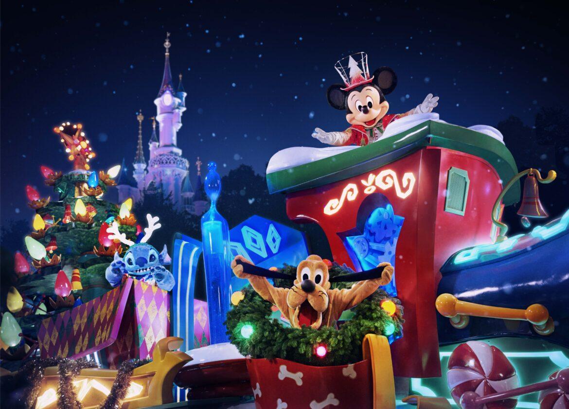 Disneyland Paris: tornano show e parate, ecco il programma di Natale