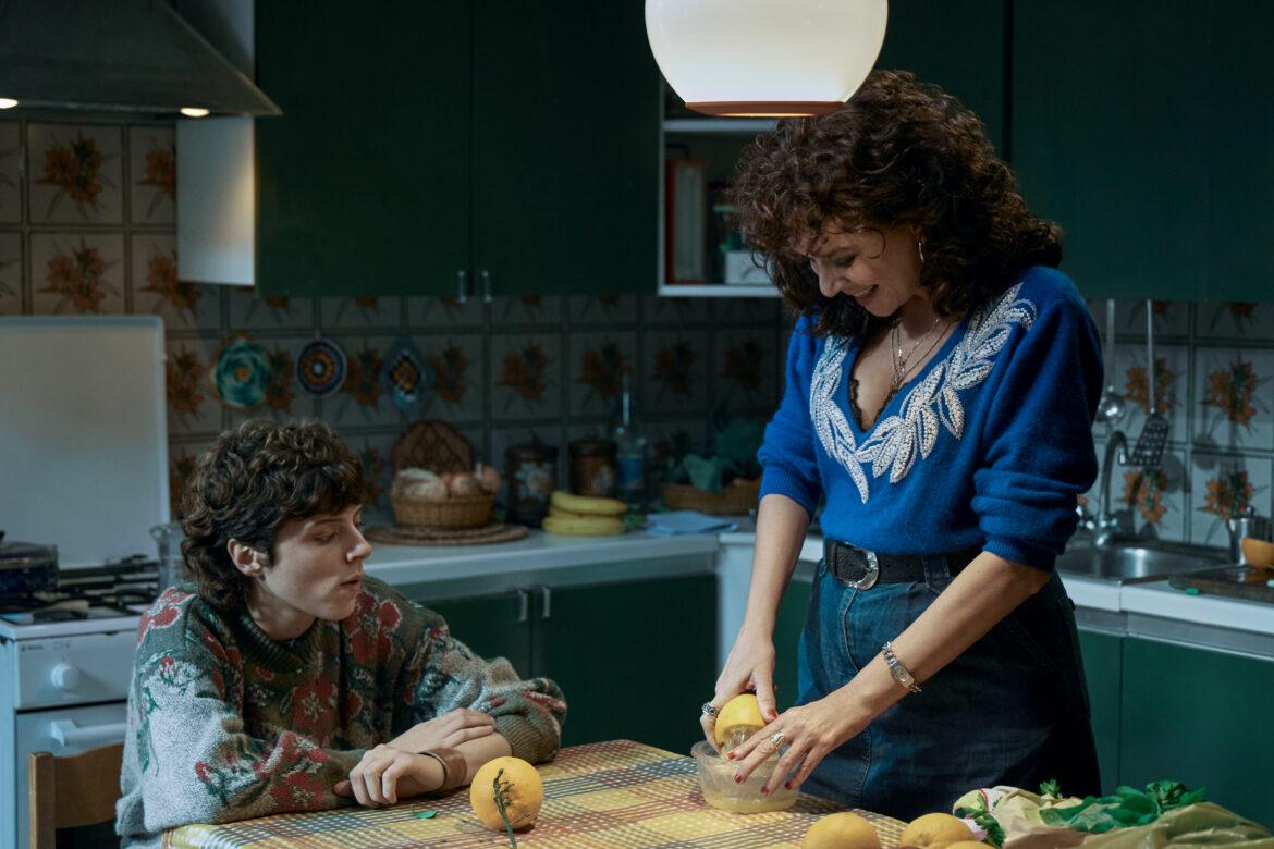 La vita bugiarda degli adulti, tutto quello che sappiamo sui protagonisti e le location della serie Netflix