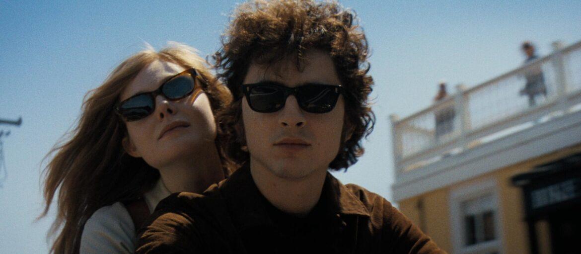 A Complete Unknown, il trailer italiano del film con Timothée Chalamet su Bob Dylan